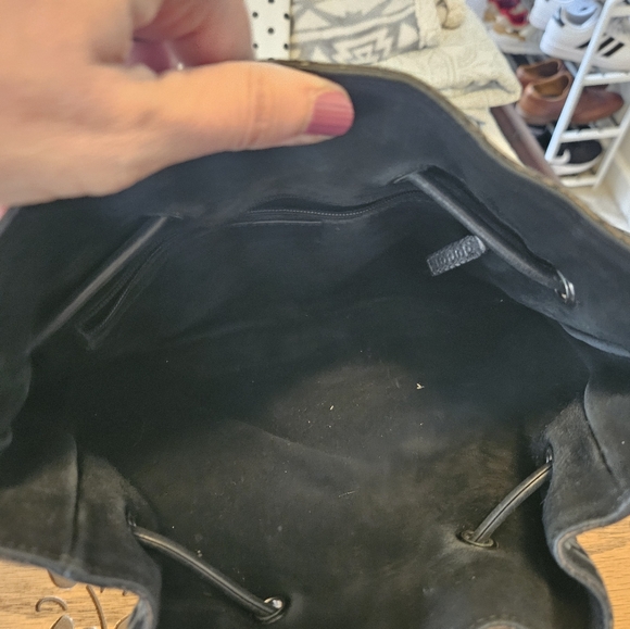 Gucci Leather Handbag - Picture 8 of 8